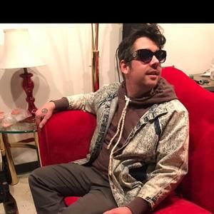 Meet your Posher, Ian